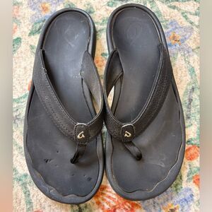 Olukai Ohana Flip Flop size 9 black
